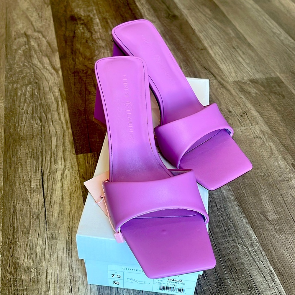 New Chinese Laundry sandals